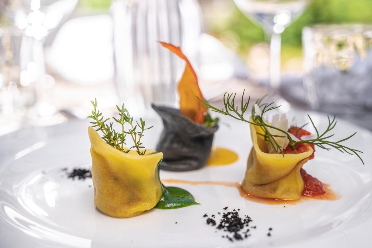 Wellnesshotel Erica Nova Ponente Zewnętrze zdjęcie