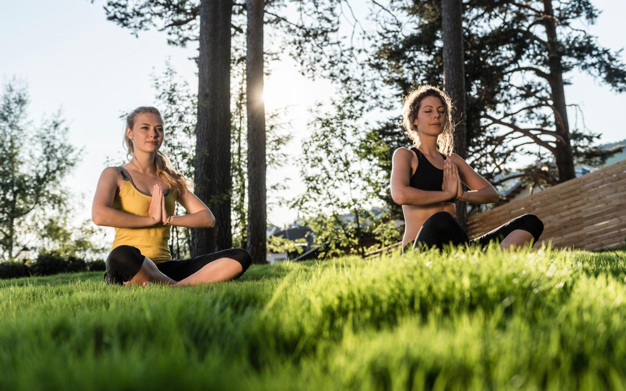 Wellnesshotel Erica Nova Ponente Zewnętrze zdjęcie
