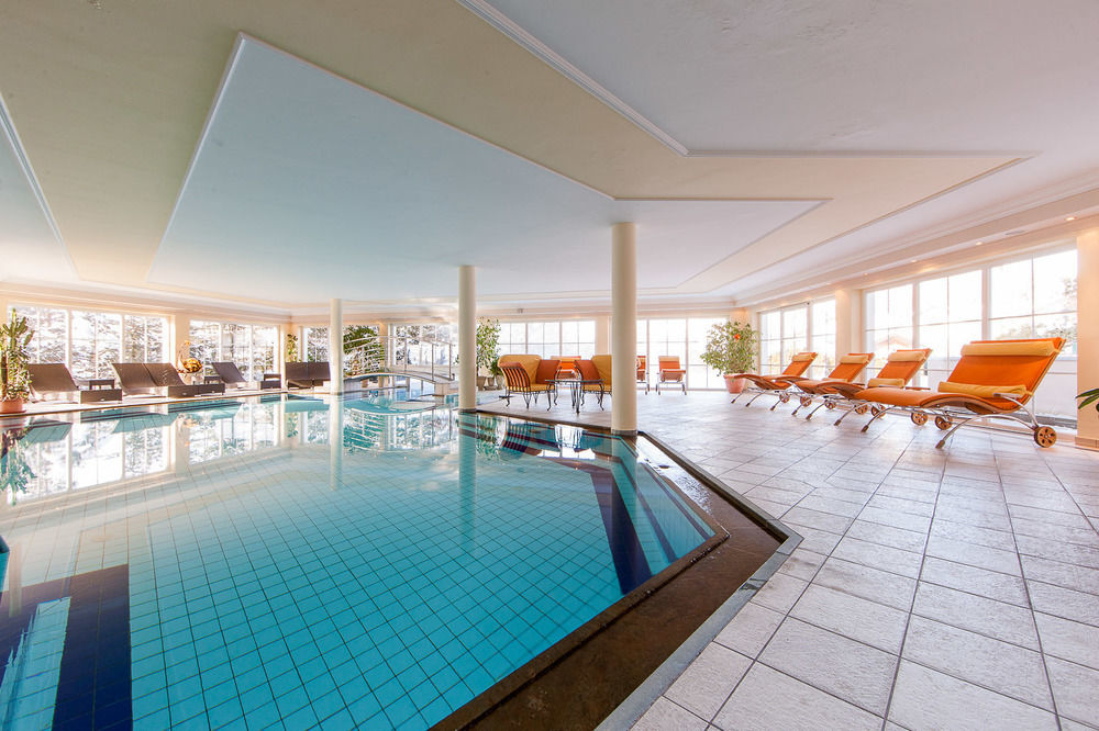 Wellnesshotel Erica Nova Ponente Zewnętrze zdjęcie